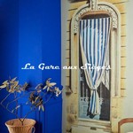 Papier peint panoramique Pierre Frey - Les Portes de l&#039;t - rf: FP903.002 Bleu