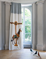 Tissu Pierre Frey - La Girafe du Carrousel - rf: F4071.001 Multicolore