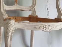 Paire de carcasses neuves de fauteuils cabriolet Louis XV ( dtail )