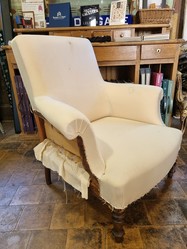 Fauteuil anglais garni en blanc