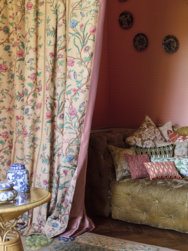 Tissu Pierre Frey - Petit Sceaux - r�f: F4102.001 Floraison