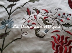 Tissu Braquenié - Les Colonnes Broderie - réf: B7570.001 Multicolore ( détail )