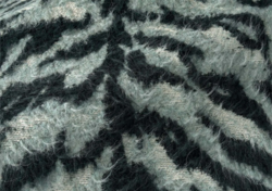 Tissu Pierre Frey - Okapi - rf: F3951.001 Glacier ( dtail )