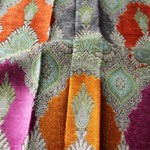 Tissu Osborne &amp; Little - Haveli - rf: F6947.04 Paprika/Saffran/Fuschia