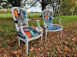 Paire de fauteuils cabriolets Louis XVI " Fangio "