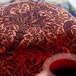 Tissu Morris &amp; Co - Indian Flock Velvet - rf: 236943 Russet/Mulberry